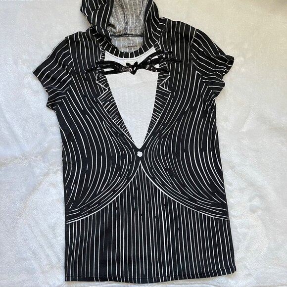 Disney The Nightmare Before Christmas Hooded Short Sleeve Tee JUNIORS Size XS/1 - Picture 6 of 8